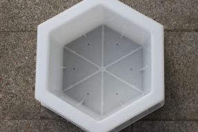 護坡六棱塊塑料模具你了解多少？
